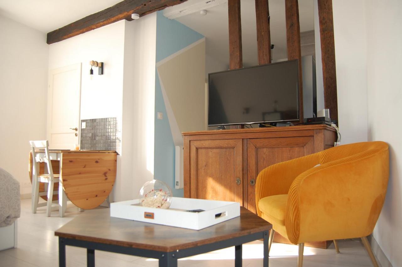 L Imprevu Apartment Chartres Ngoại thất bức ảnh
