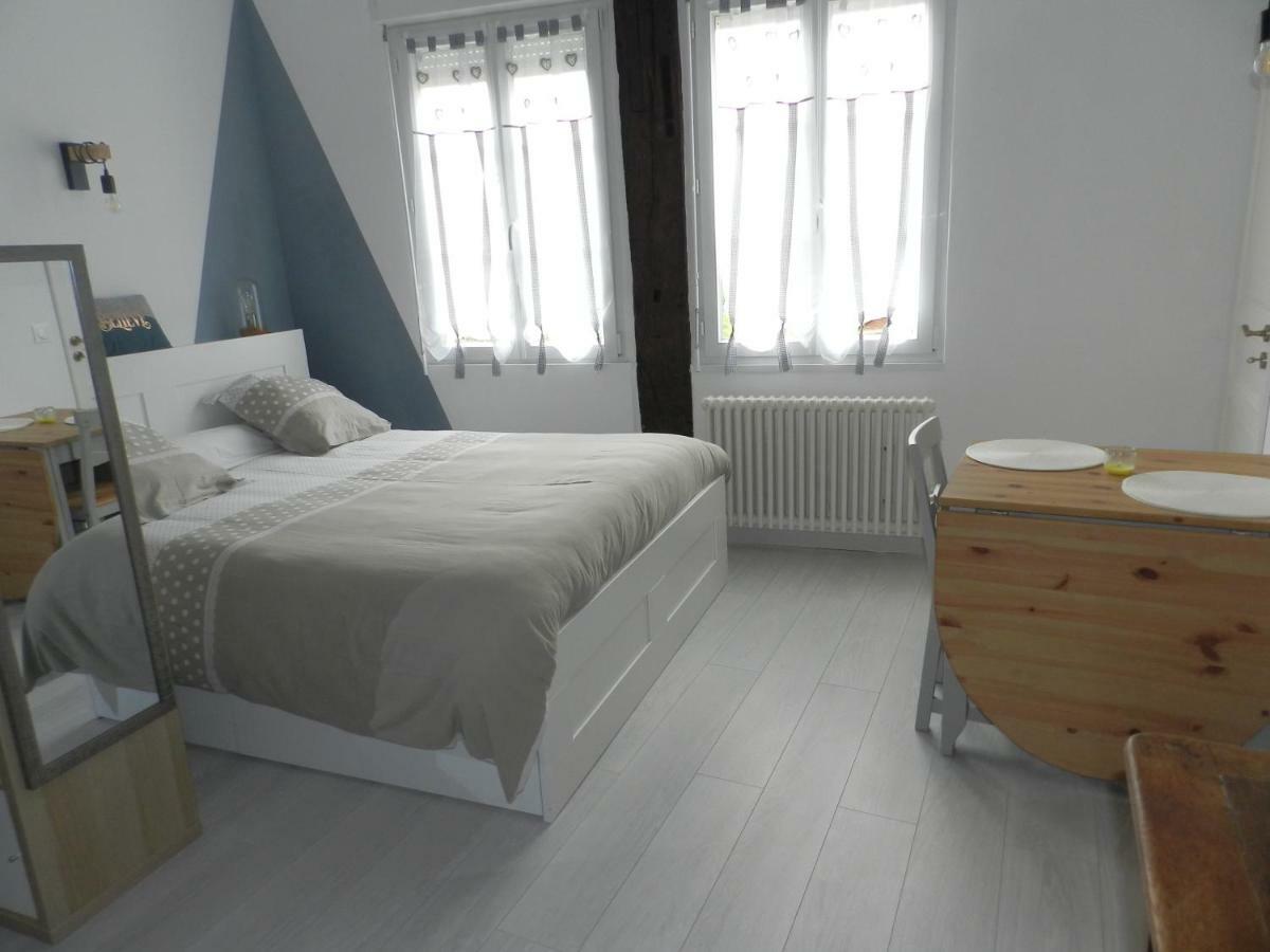 L Imprevu Apartment Chartres Ngoại thất bức ảnh